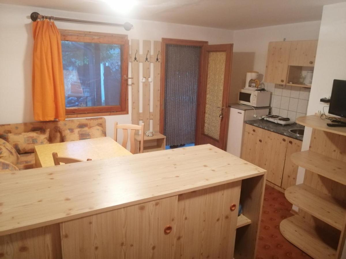 Palinkas Jo Reggelt! Apartment Heviz Ngoại thất bức ảnh