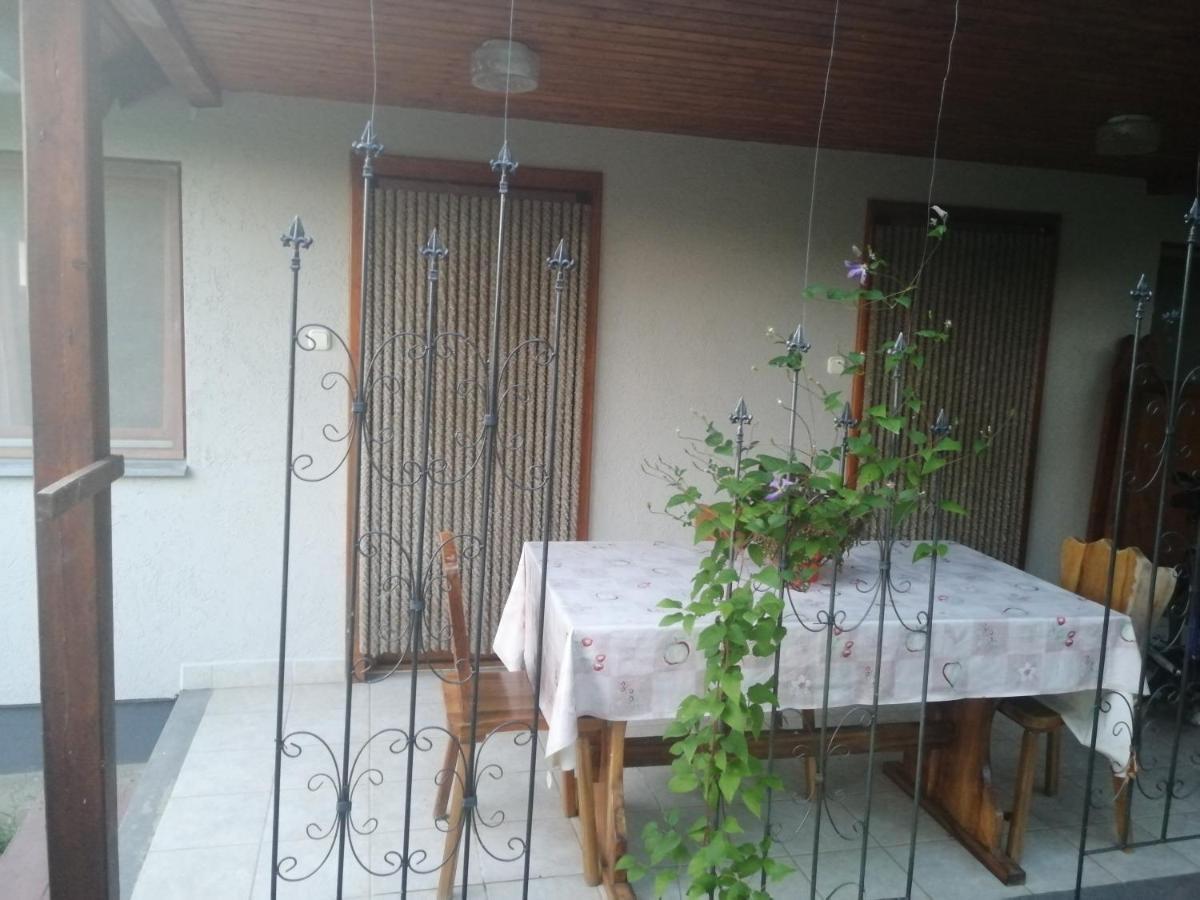 Palinkas Jo Reggelt! Apartment Heviz Ngoại thất bức ảnh