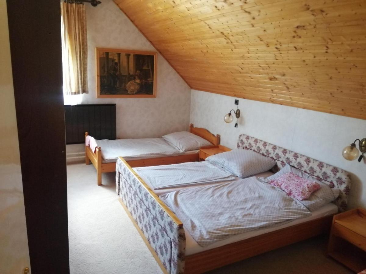 Palinkas Jo Reggelt! Apartment Heviz Ngoại thất bức ảnh